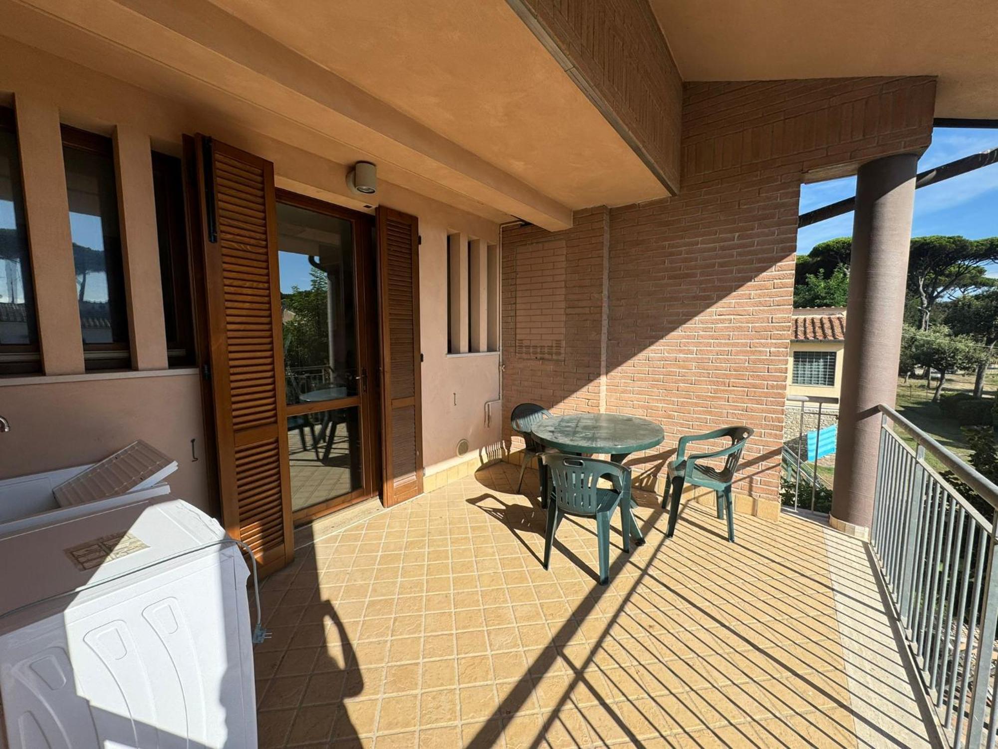 Pineta Apartament Tirrenia Exterior photo