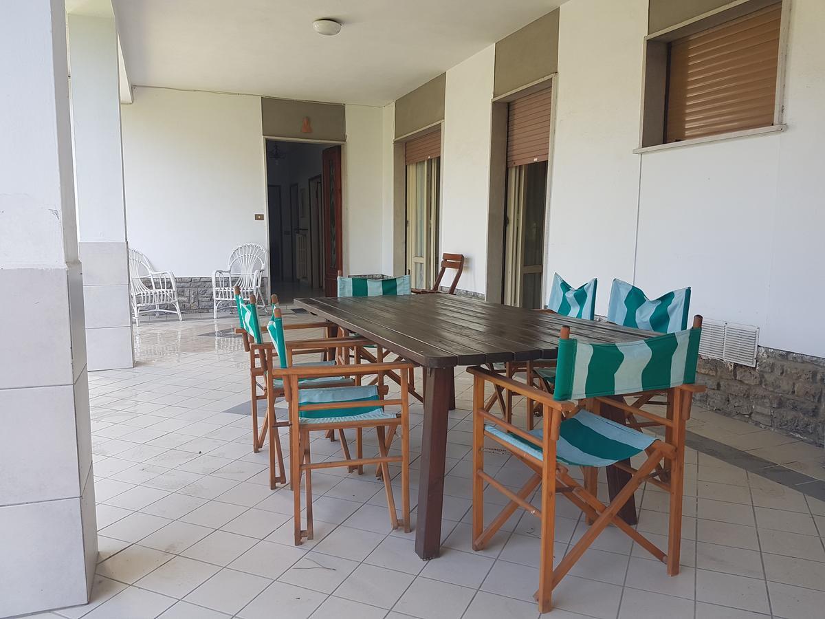 Pineta Apartament Tirrenia Exterior photo